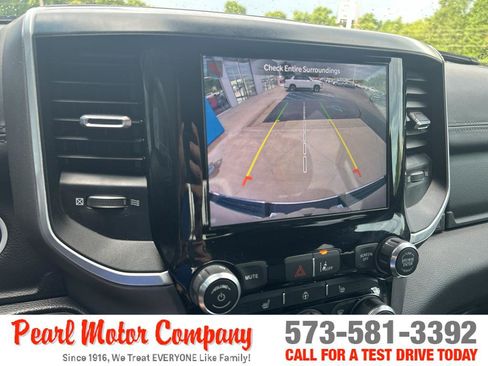 Used 2023 RAM 1500 Big Horn AWD/4WD image 17