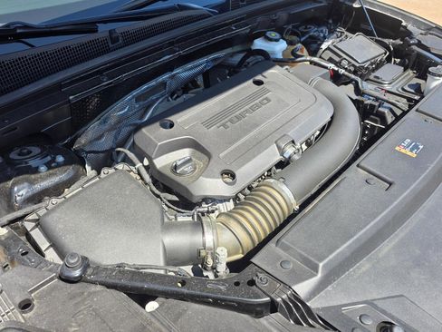 Used 2021 Buick Envision Avenir w/ Technology Package II AWD/4WD image 33