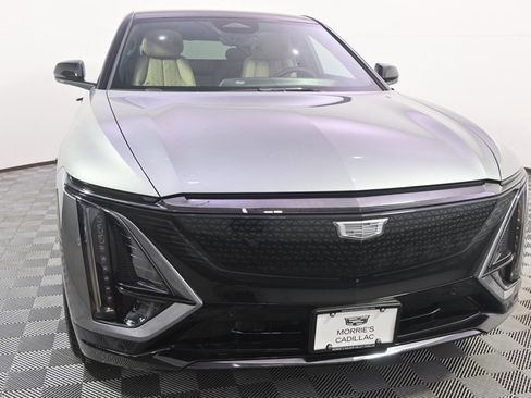 New 2025 Cadillac Lyriq Sport image 9