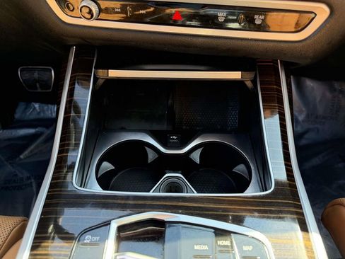 Used 2026 BMW X7 xDrive40i image 22