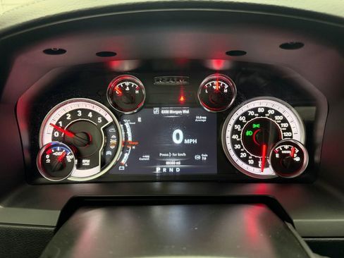Used 2018 RAM 2500 Laramie w/ Convenience Group AWD/4WD image 16