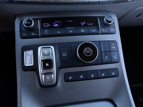 Used 2022 Hyundai Palisade Calligraphy image 26