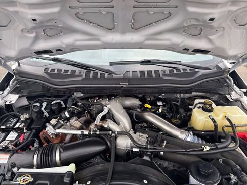 Used 2022 Ford F450 XLT image 40