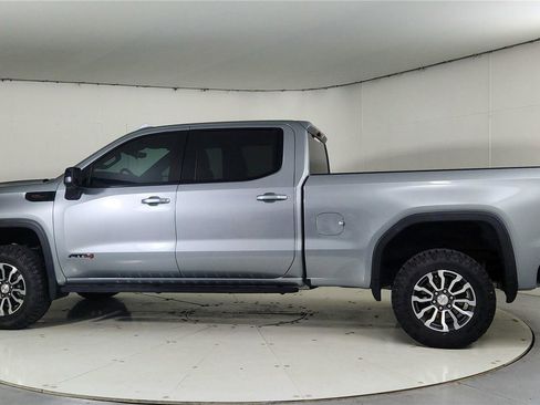 Used 2023 GMC Sierra 1500 AT4 w/ Technology Package image 4