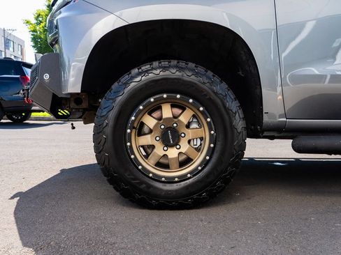 Used 2020 Chevrolet Silverado 1500 RST AWD/4WD image 7