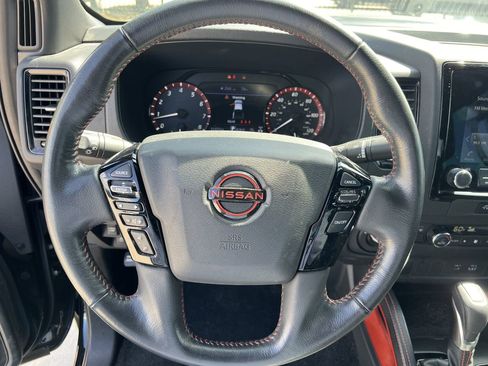 Used 2024 Nissan Frontier PRO-4X w/ Off-Road Protection Package image 6