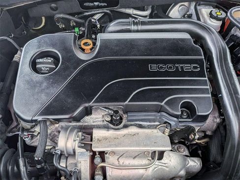 Used 2019 Chevrolet Malibu LT image 30