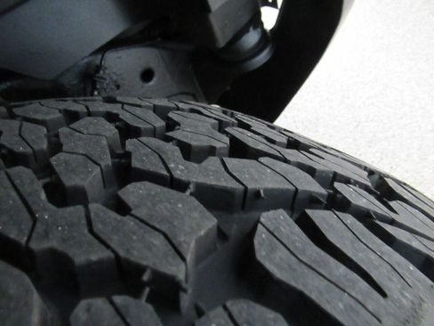 Used 2006 HUMMER H2 image 21