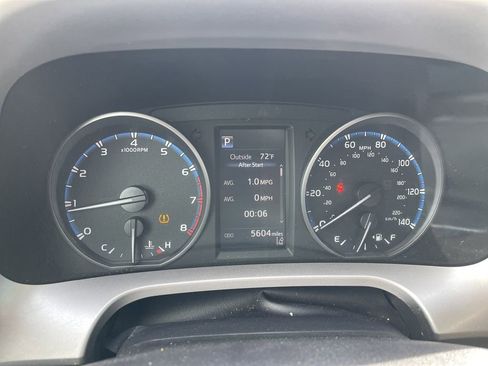 Used 2017 Toyota RAV4 LE AWD/4WD image 17