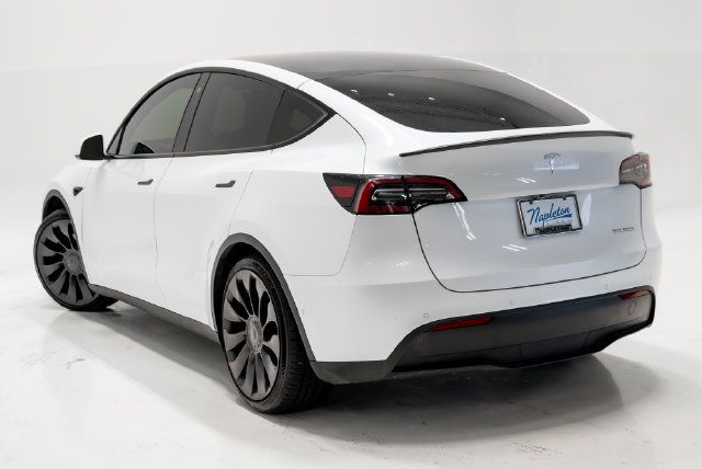 Used 2022 Tesla Model Y Performance AWD/4WD image 21