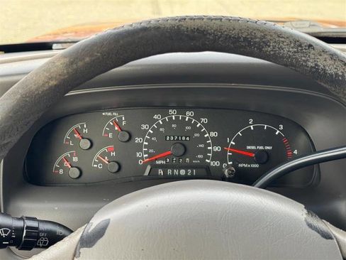 Used 2000 Ford Excursion XLT image 30