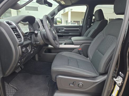 Used 2025 RAM 1500 Lone Star RWD image 9