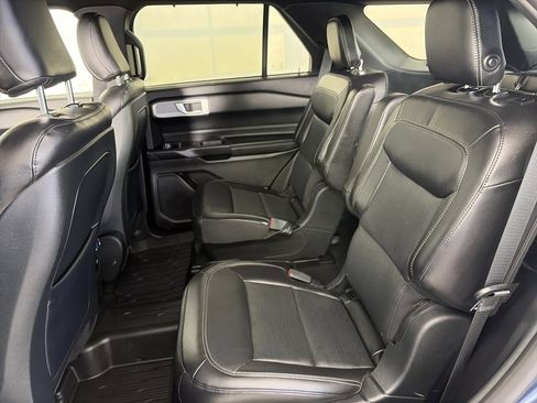 Certified 2020 Ford Explorer Limited image 13