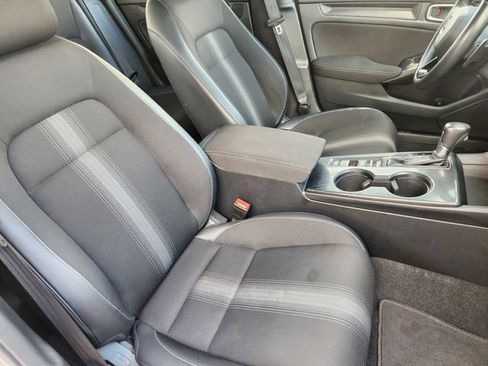 Used 2023 Honda Civic Sport image 10