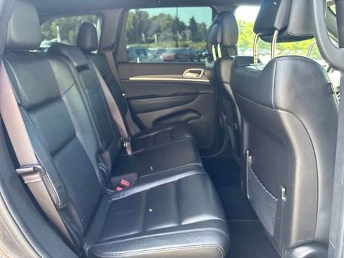Used 2021 Jeep Grand Cherokee Limited AWD/4WD image 18