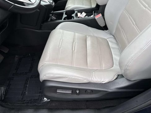 Used 2018 Honda CR-V EX-L image 13