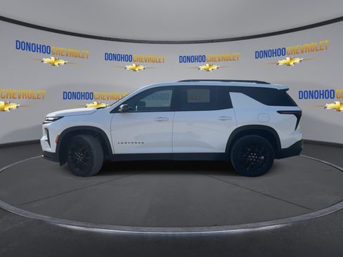 New 2026 Chevrolet Traverse LT w/ Midnight/Sport Edition FWD image 8
