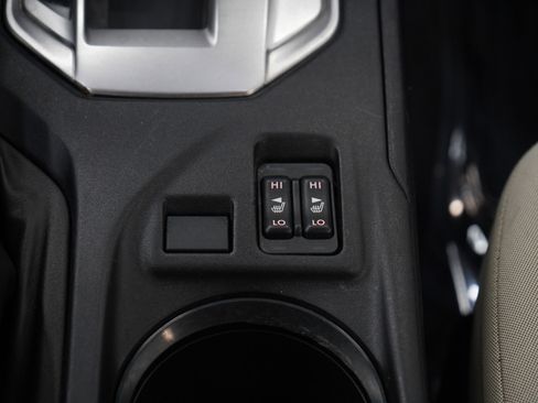 Used 2017 Subaru Impreza 2.0i Premium image 19