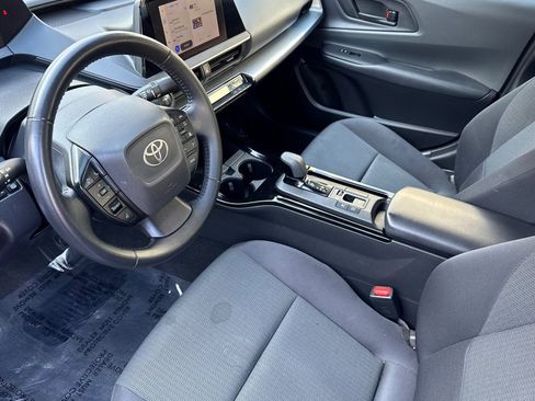 Used 2024 Toyota Prius LE image 11