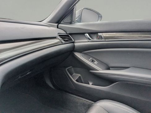 Used 2021 Honda Accord Sport image 23