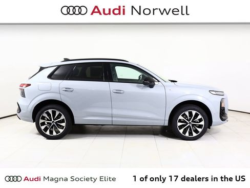New 2026 Audi Q3 quattro 2.0T AWD/4WD image 17