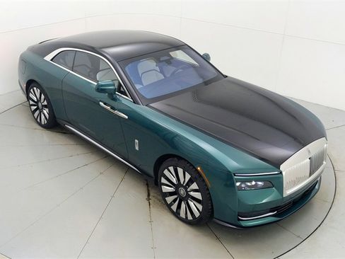 Used 2024 Rolls-Royce Spectre w/ Spectre Launch Package image 25