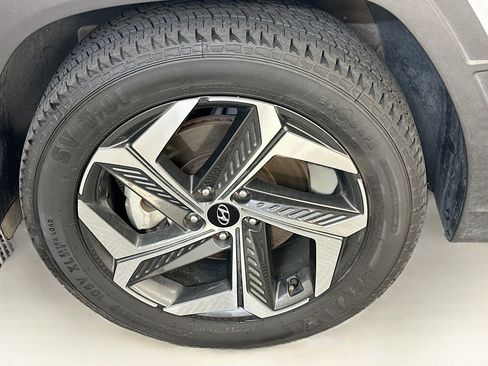 Used 2024 Hyundai Tucson Limited AWD/4WD image 35