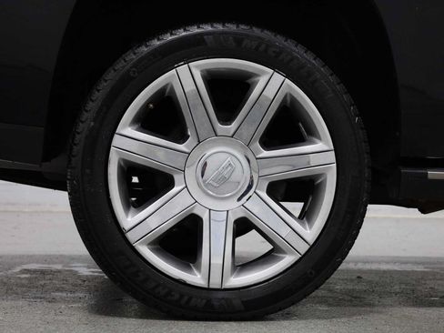 Used 2016 Cadillac Escalade Premium AWD/4WD image 36