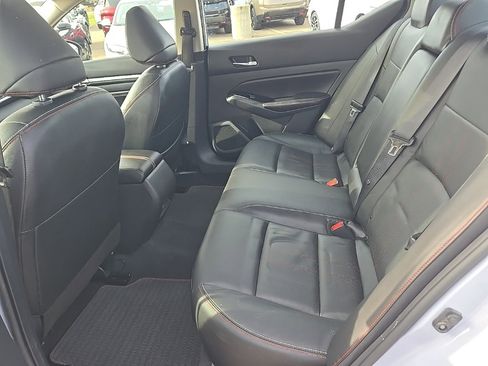 Used 2023 Nissan Altima 2.5 SR w/ SR Premium Package image 31