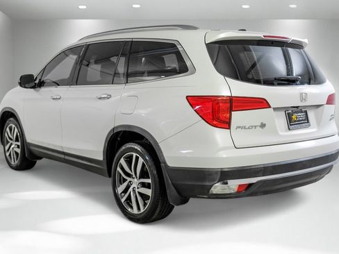 Used 2018 Honda Pilot Elite image 9