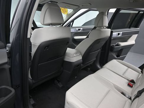 Used 2025 Hyundai Santa Fe SEL FWD image 14