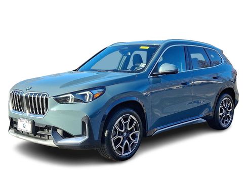 Used 2025 BMW X1 xDrive28i w/ Technology Package image 3