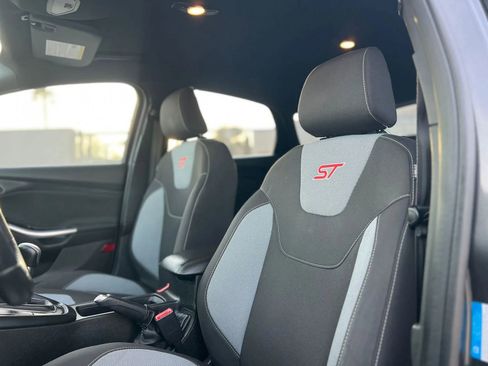 Used 2018 Ford Focus ST image 17