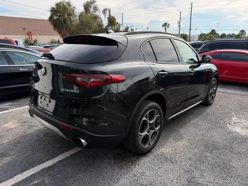 Used 2018 Alfa Romeo Stelvio Ti Sport AWD/4WD image 7
