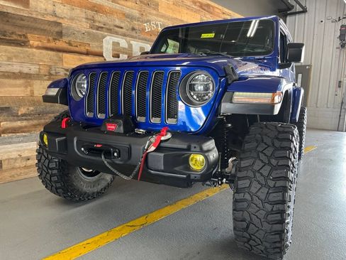 Used 2018 Jeep Wrangler Unlimited Rubicon AWD/4WD image 9