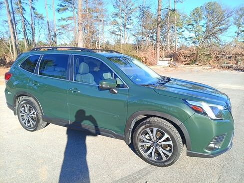 Used 2024 Subaru Forester Limited image 7