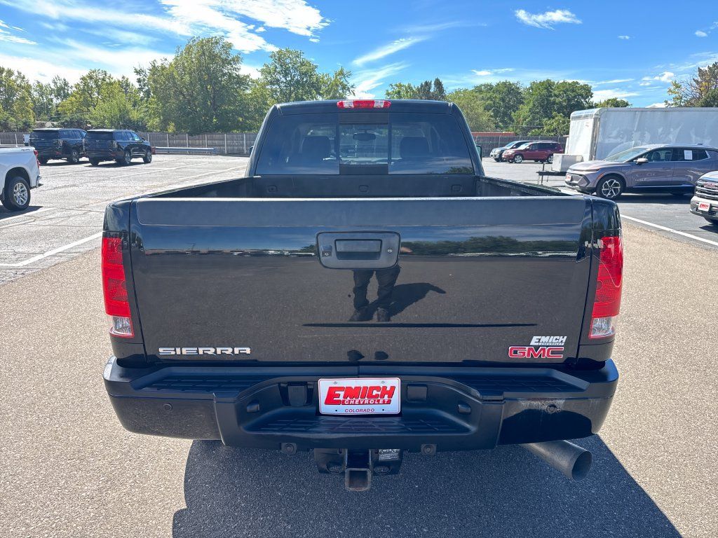 Used 2013 GMC Sierra 3500 Denali AWD/4WD image 4