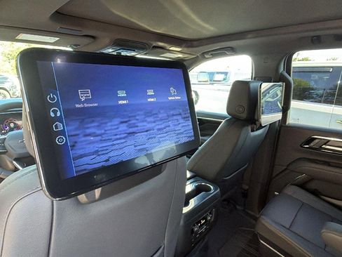 New 2026 Chevrolet Suburban Z71 w/ Z71 Off-Road Package AWD/4WD image 22