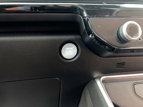 New 2026 Kia Carnival SX Prestige image 23