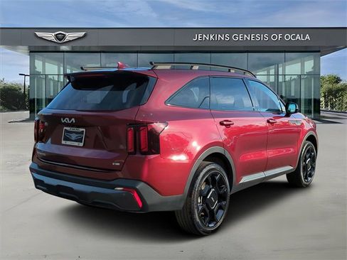 Used 2024 Kia Sorento X-Line EX image 3