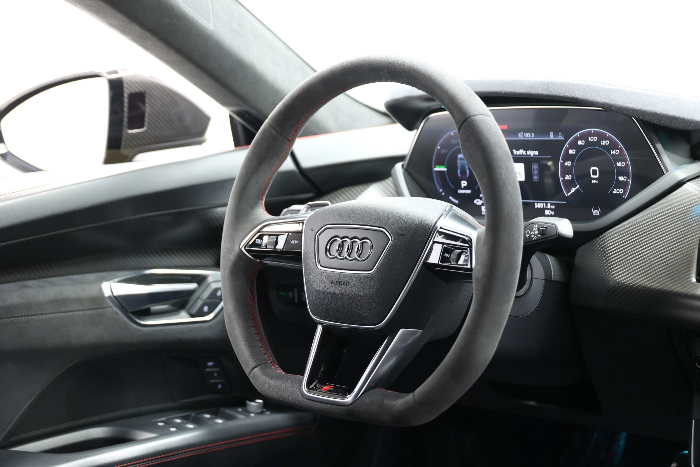 Used 2022 Audi RS e-tron GT w/ Year 1 Package AWD/4WD image 95