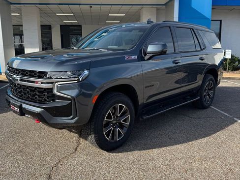 Used 2021 Chevrolet Tahoe Z71 w/ Z71 Off-Road Package image 3