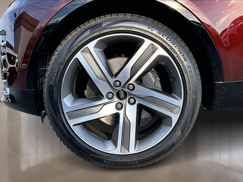 New 2026 Land Rover Discovery Limited Edition AWD/4WD image 14