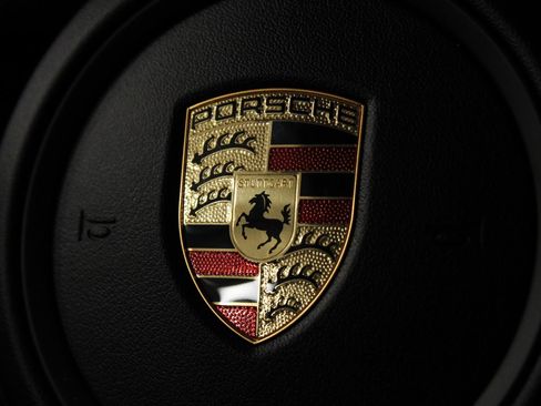 Certified 2024 Porsche 911 Carrera S RWD image 38
