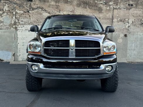 Used 2006 Dodge Ram 2500 Truck SLT AWD/4WD image 11