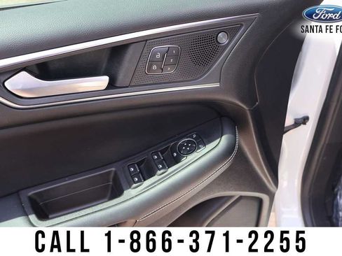 Used 2022 Ford Edge ST AWD/4WD image 12