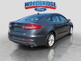 Used 2020 Ford Fusion SE image 4