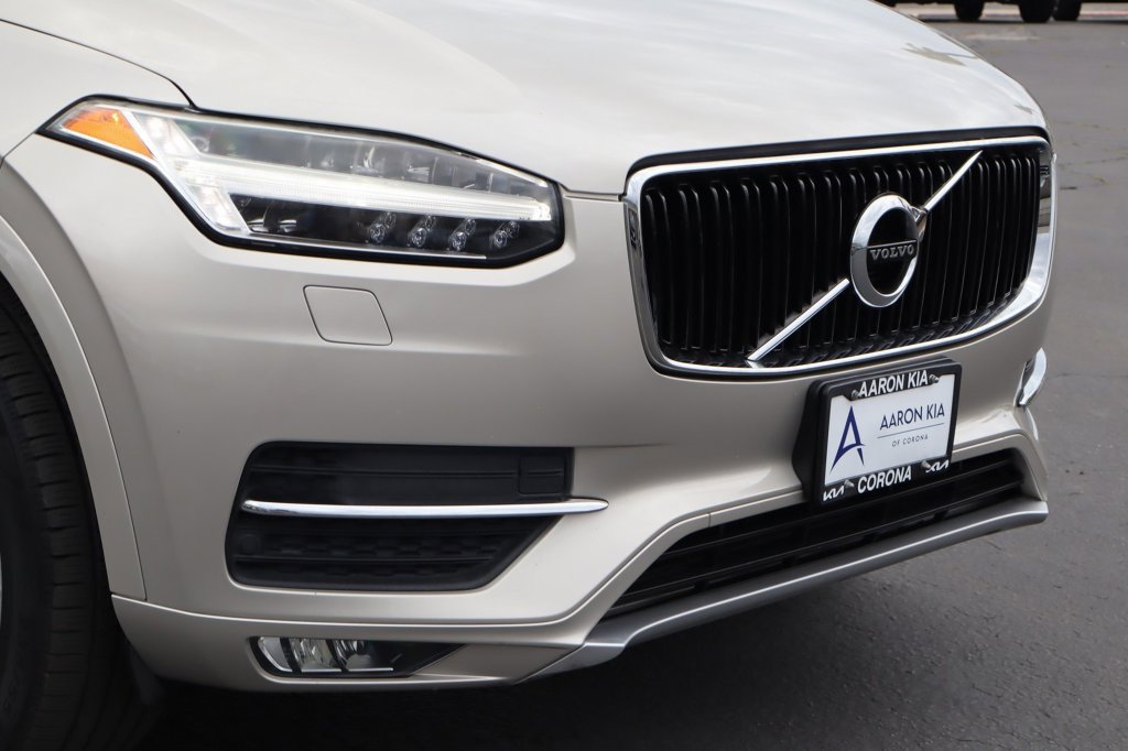 Used 2016 Volvo XC90 T6 Momentum w/ Momentum Plus Package AWD/4WD image 11