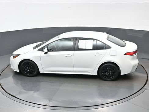 Used 2023 Toyota Corolla LE FWD image 34