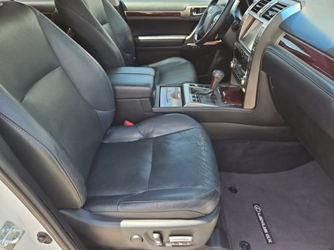Used 2019 Lexus GX 460 Premium AWD/4WD image 13